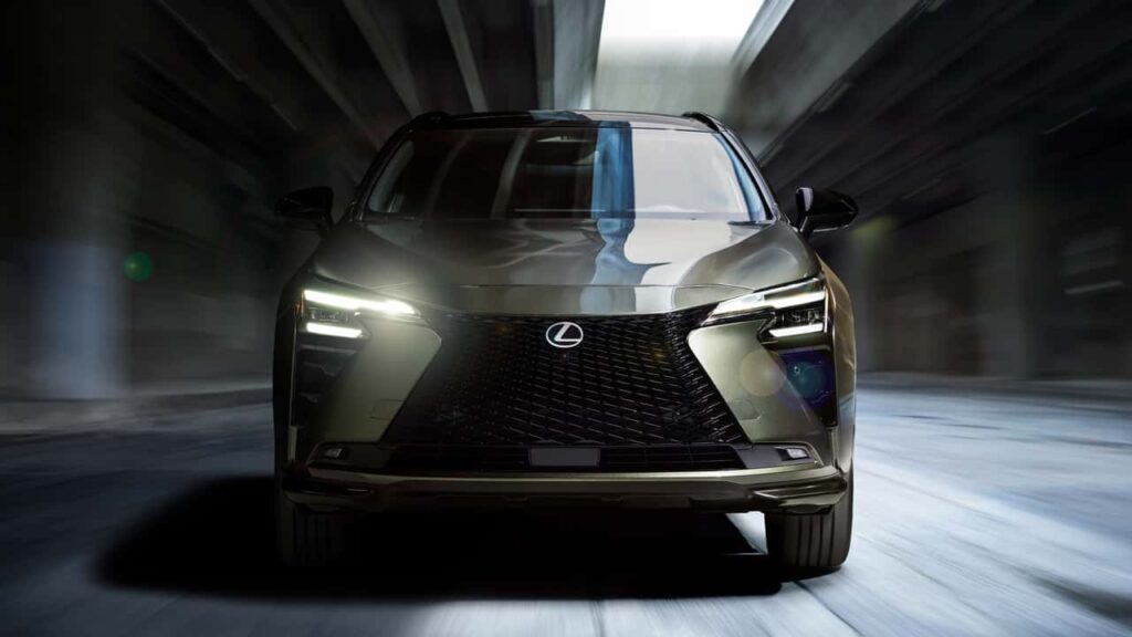 كم سعر Lexus NX 2027 في الكويت